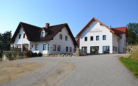 Wanderreithof Heimelsteiner